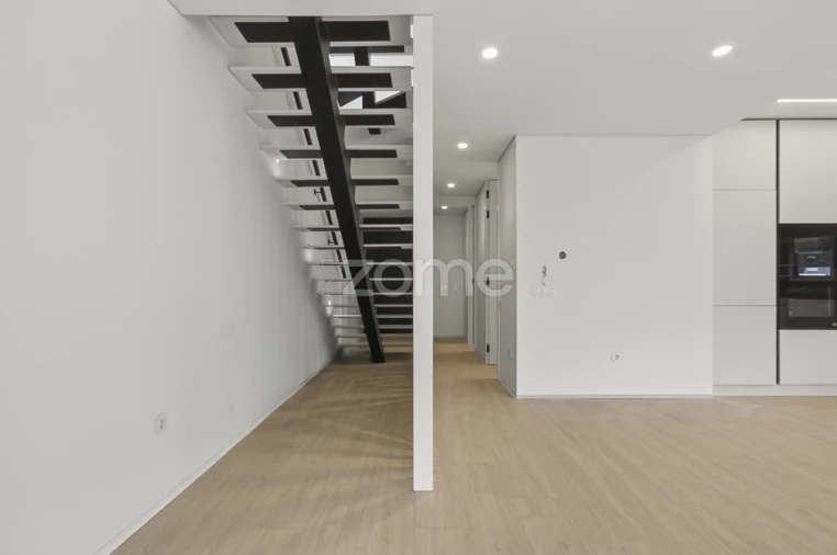 Moradia T5 para Venda em Madalena Foto 13