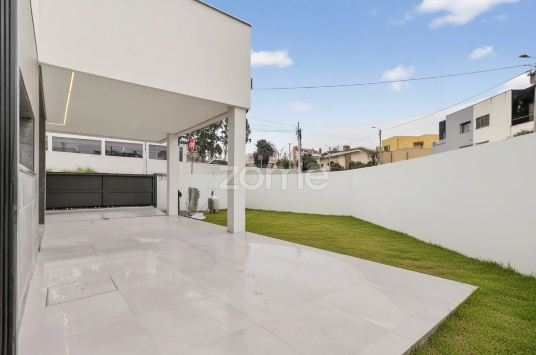 Moradia T5 para Venda em Madalena Foto 5