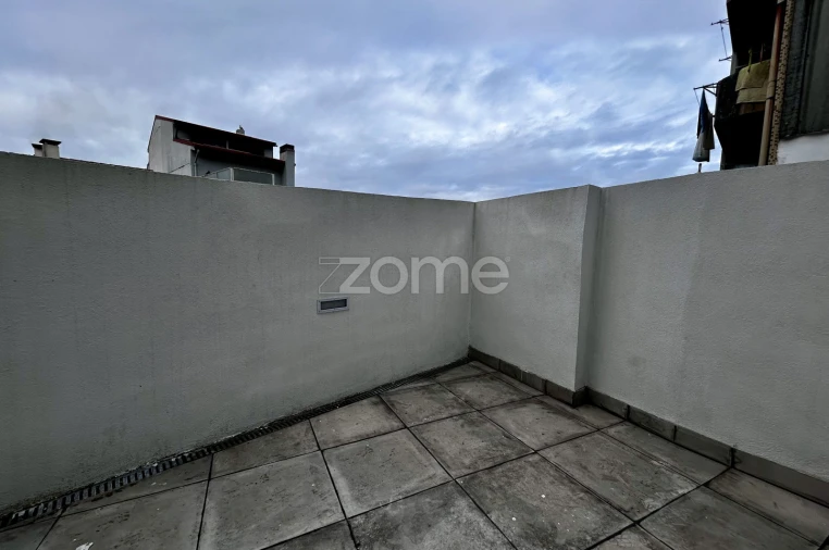 Moradia T2 para Venda em Mafamude e Vilar do Paraíso Foto 17