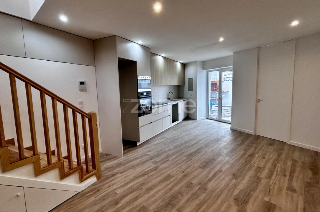 Moradia T2 para Venda em Mafamude e Vilar do Paraíso Foto 5