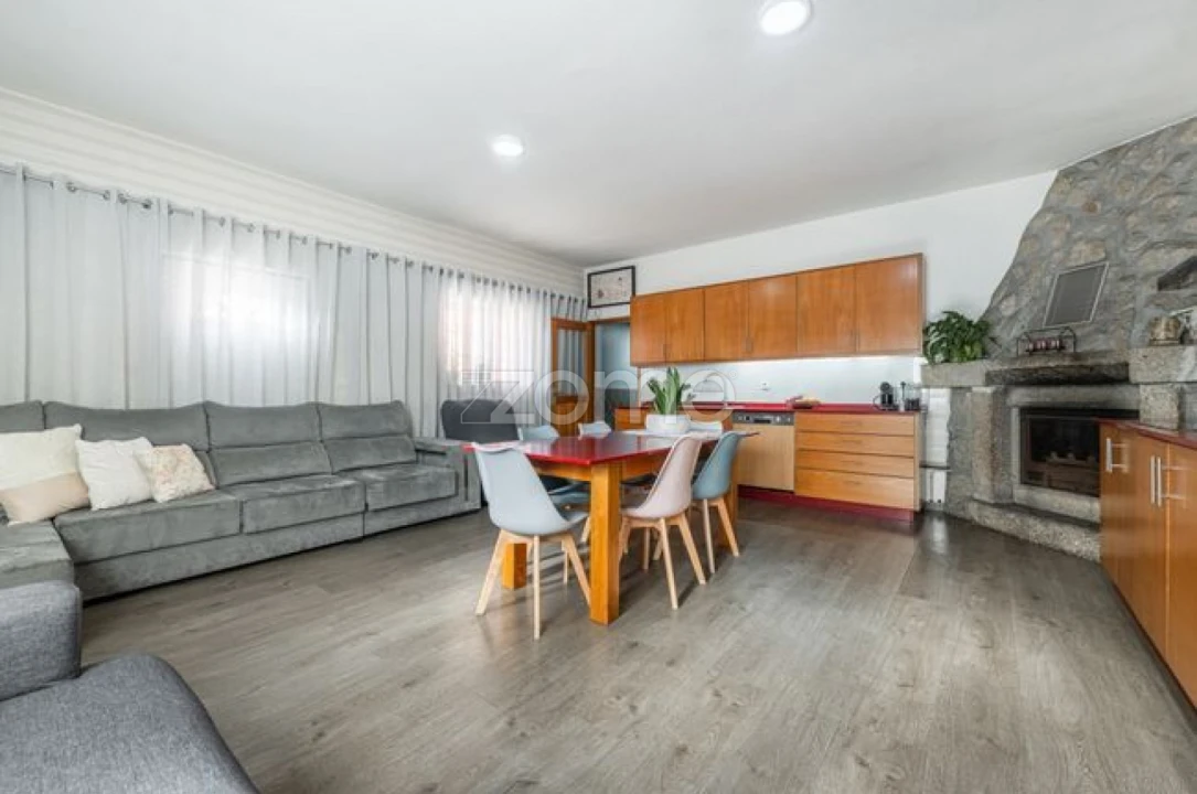 Moradia T3 para Venda em Ribeira do Neiva Foto 26