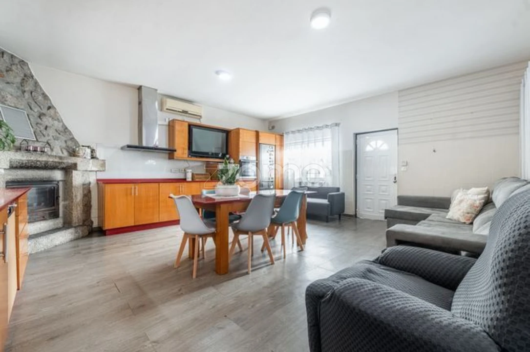 Moradia T3 para Venda em Ribeira do Neiva Foto 16