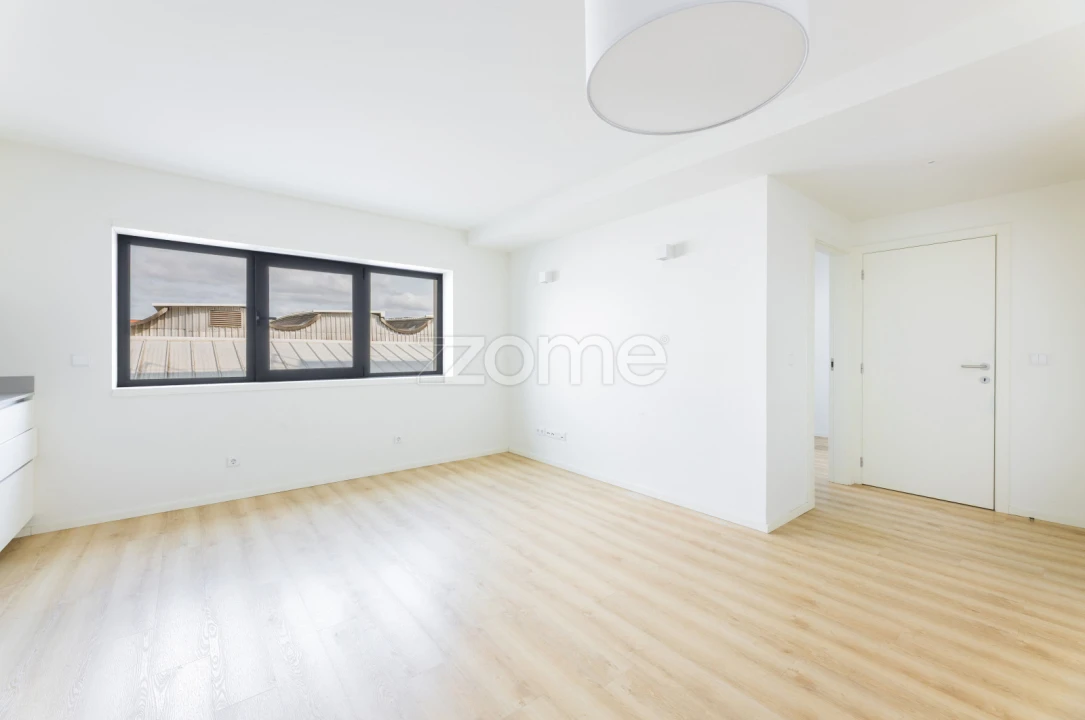 Apartamento T1 para Arrendamento em São Vicente (Braga) Foto 6