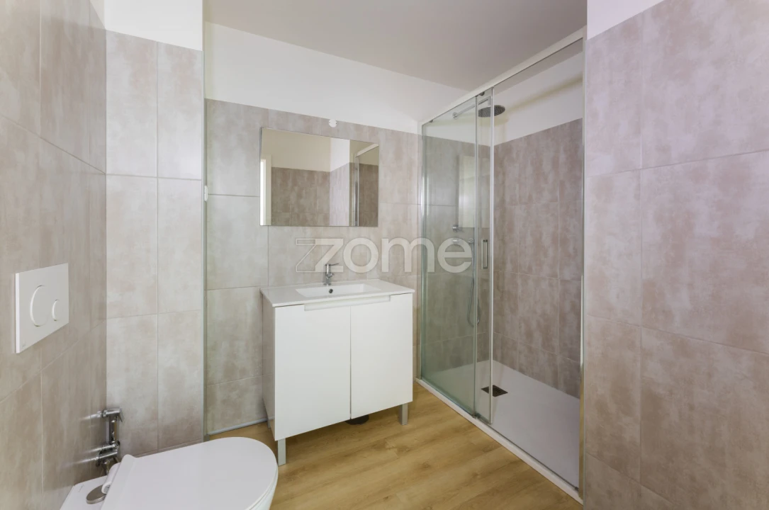 Apartamento T1 para Arrendamento em São Vicente (Braga) Foto 8