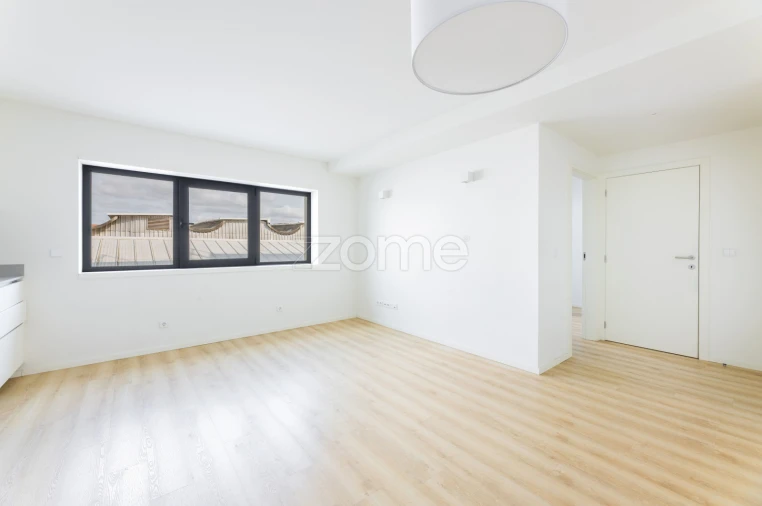 Apartamento T1 para Arrendamento em São Vicente (Braga) Foto 6