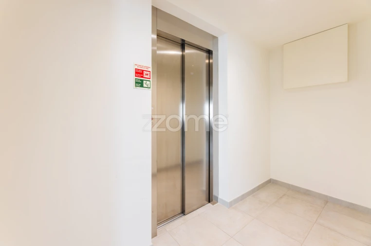 Apartamento T1 para Arrendamento em São Vicente (Braga) Foto 12