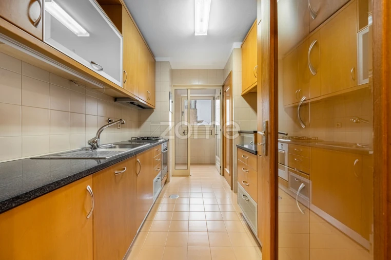 Apartamento T3 para Arrendamento em Matosinhos e Leça da Palmeira Foto 4