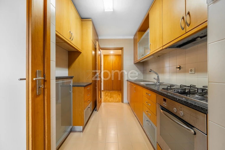 Apartamento T3 para Arrendamento em Matosinhos e Leça da Palmeira Foto 5