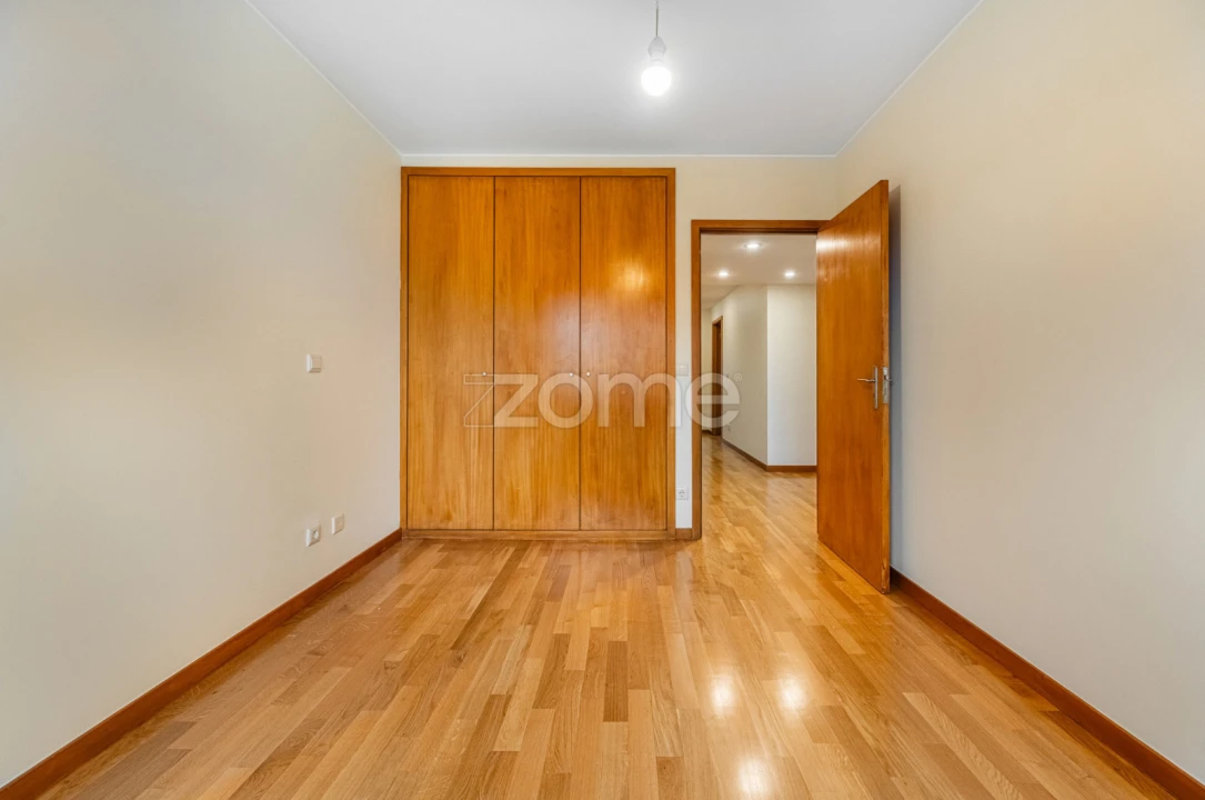 Apartamento T3 para Arrendamento em Matosinhos e Leça da Palmeira Foto 21