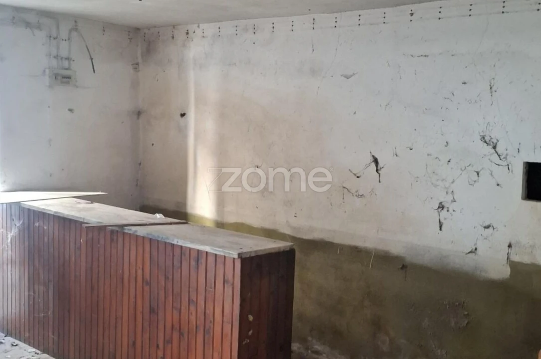 Moradia T4 para Venda em Ervedal e Vila Franca da Beira Foto 4