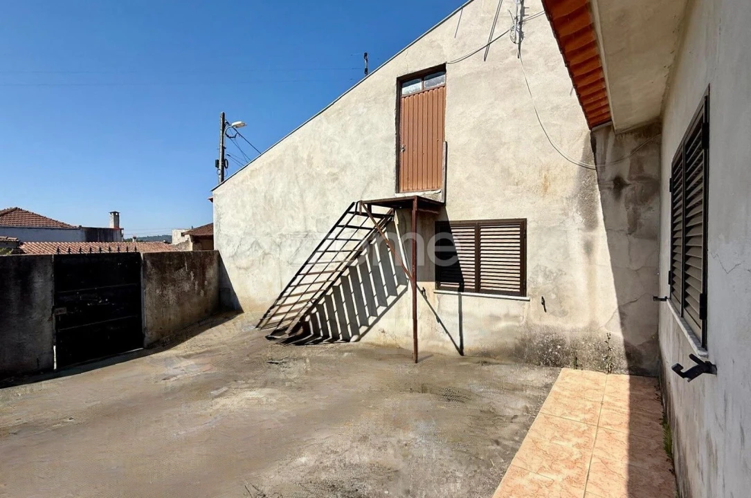 Moradia T2 para Venda em Souselas e Botão Foto 5