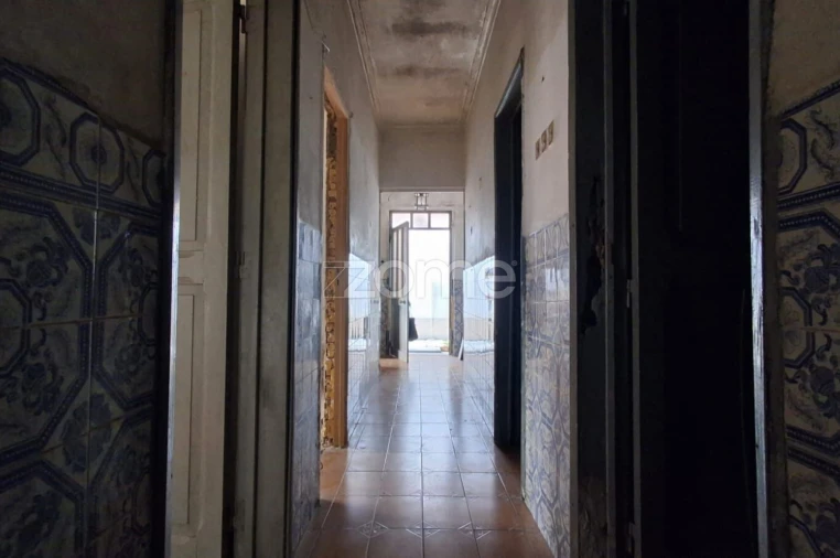 Moradia T3 para Venda em Pontinha e Famões Foto 6