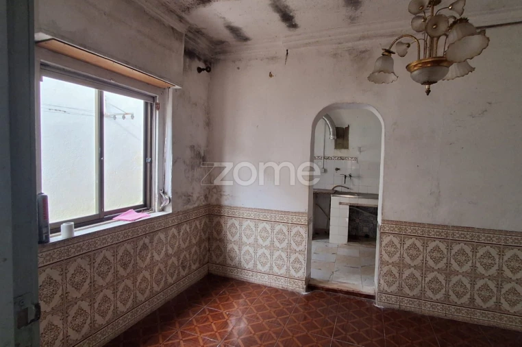 Moradia T3 para Venda em Pontinha e Famões Foto 7