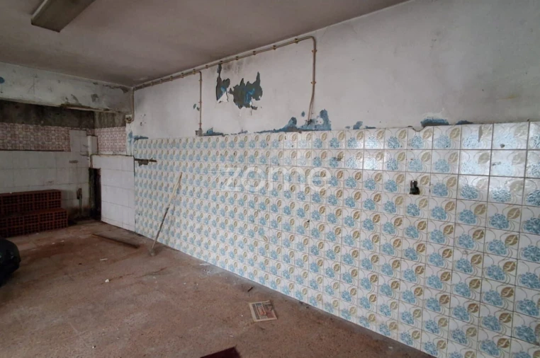 Moradia T3 para Venda em Pontinha e Famões Foto 13