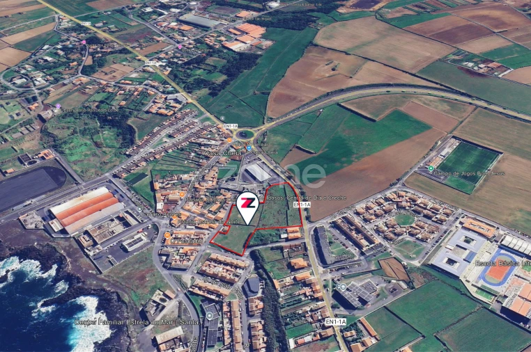 Terreno para Venda em Rabo de Peixe Foto 2