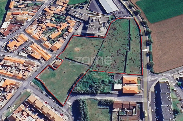 Terreno para Venda em Rabo de Peixe Foto 3