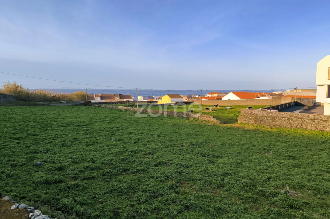 Terreno para Venda em Rabo de Peixe Foto 11