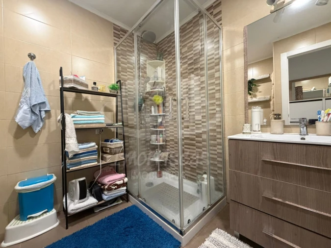 Moradia T6 para Venda em Ramada e Caneças Foto 16