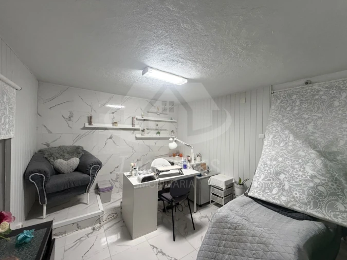 Moradia T6 para Venda em Ramada e Caneças Foto 34