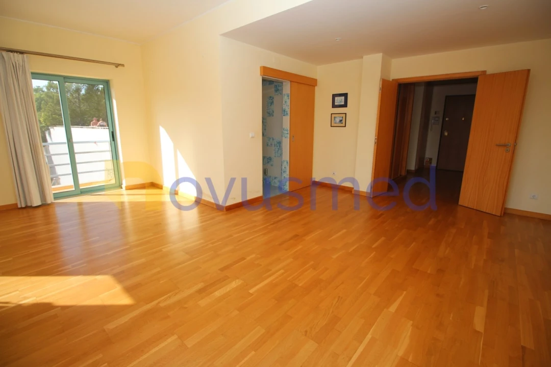 Apartamento T2 para Venda em Albufeira e Olhos de Água Foto 4