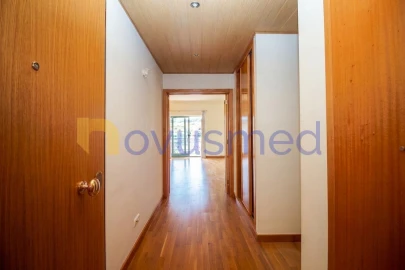 Apartamento T2 para Venda em Albufeira e Olhos de Água