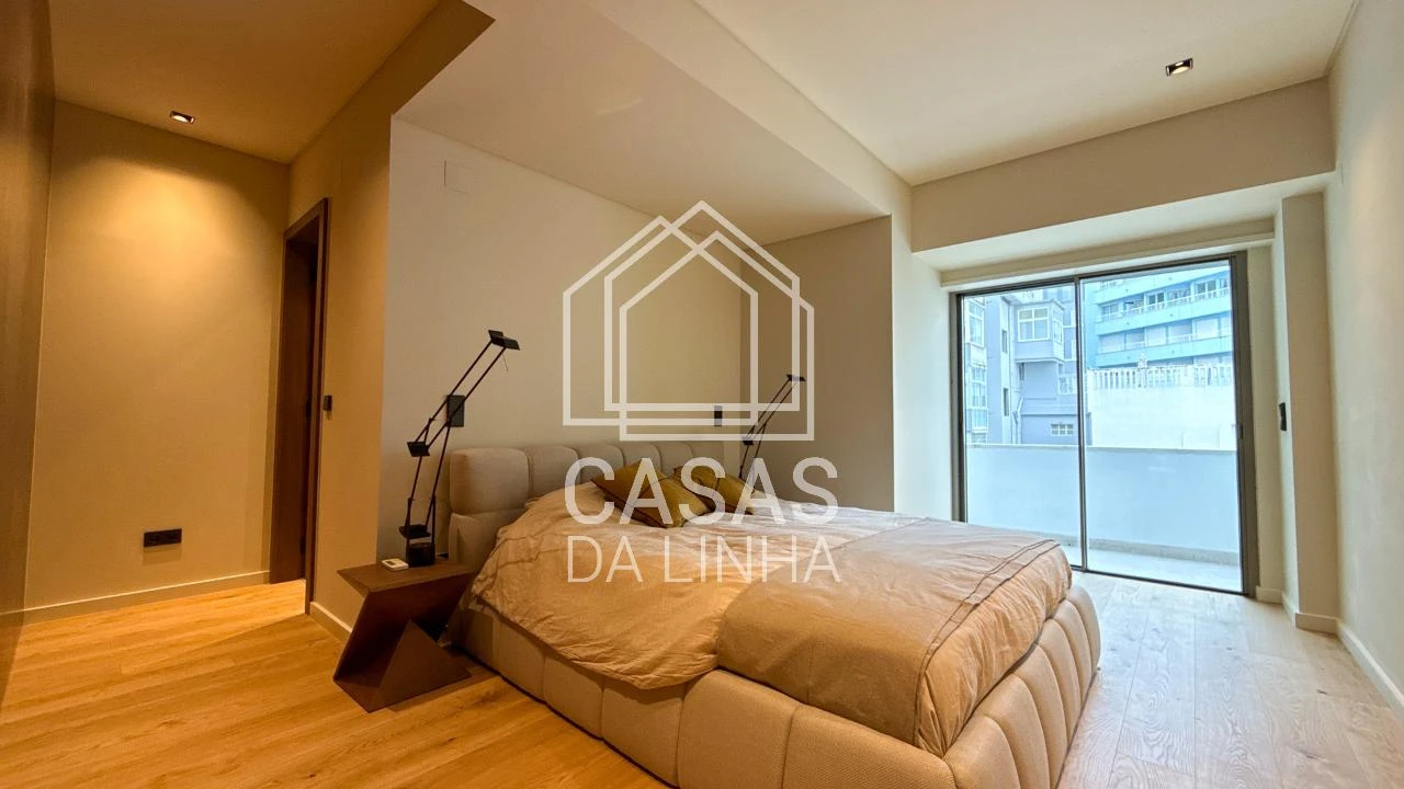 Apartamento T4 para Arrendamento em Avenidas Novas Foto 16