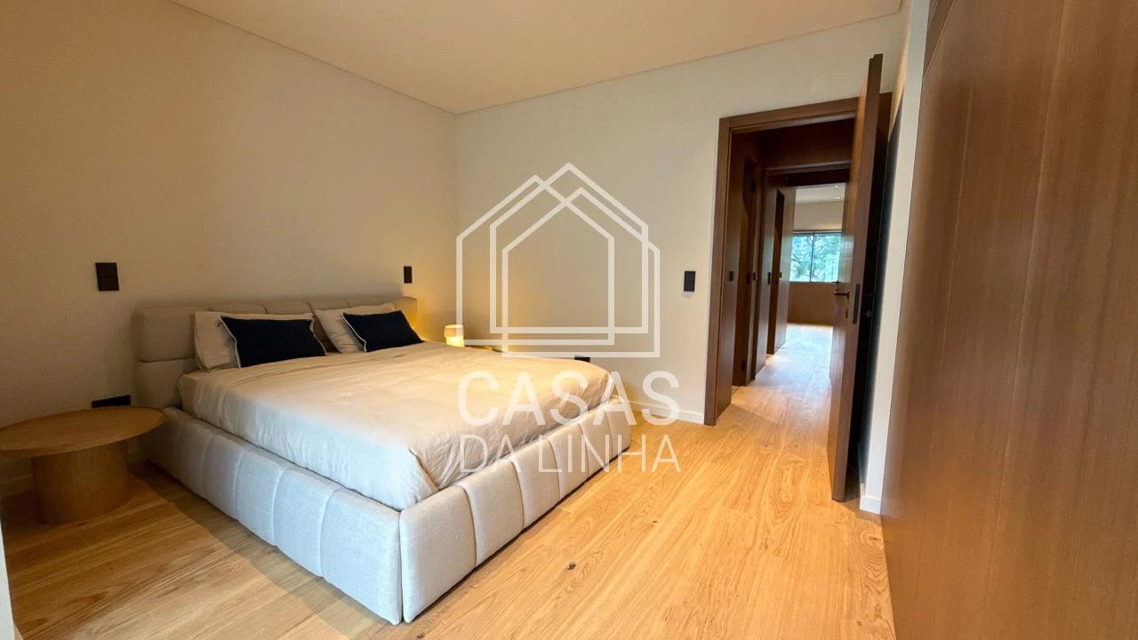 Apartamento T4 para Arrendamento em Avenidas Novas Foto 31