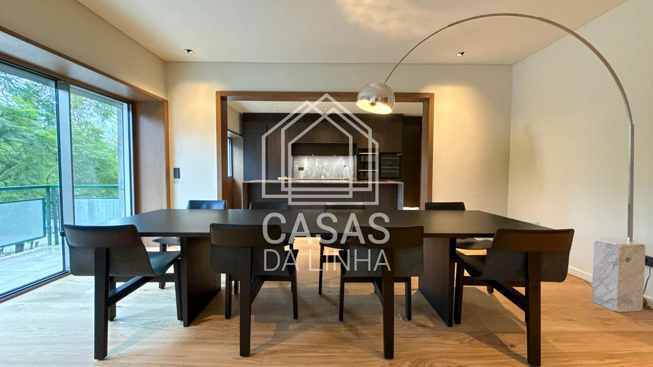 Apartamento T4 para Arrendamento em Avenidas Novas Foto 2