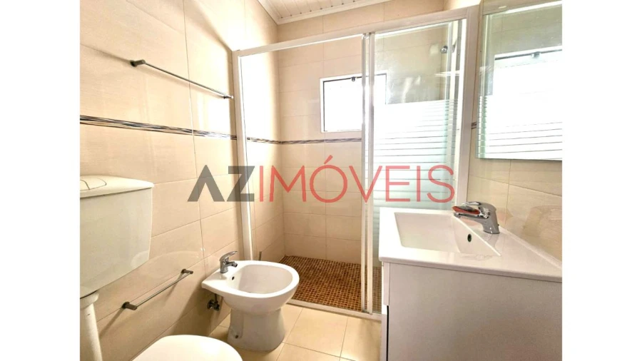 Moradia T2 para Venda em Martinchel Foto 12