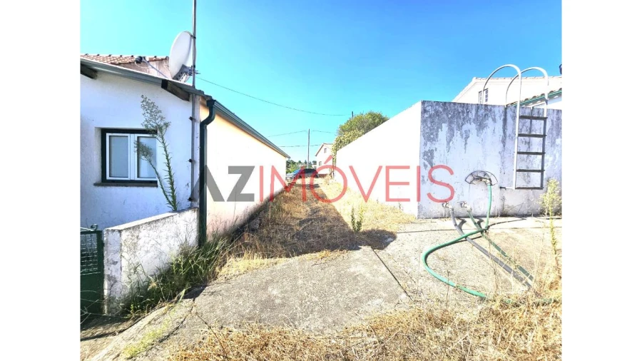 Moradia T2 para Venda em Martinchel Foto 24