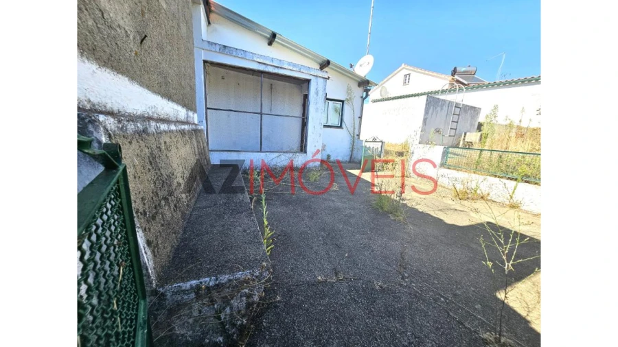 Moradia T2 para Venda em Martinchel Foto 28