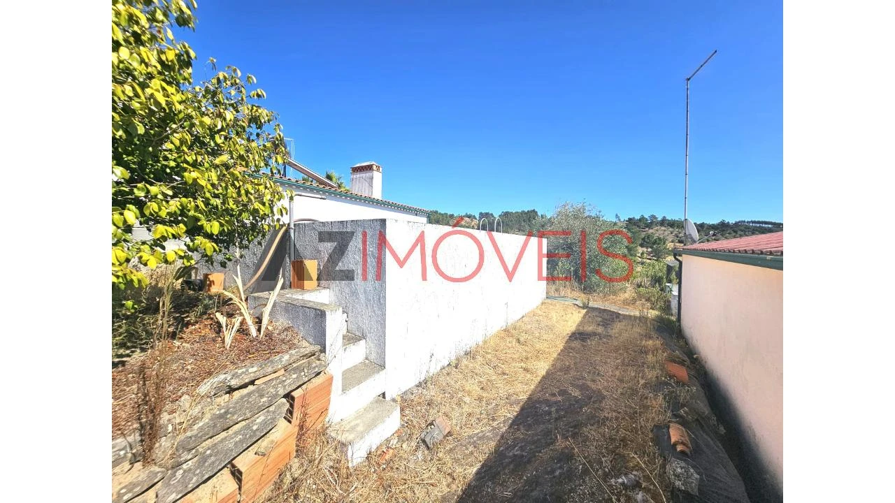 Moradia T2 para Venda em Martinchel Foto 30