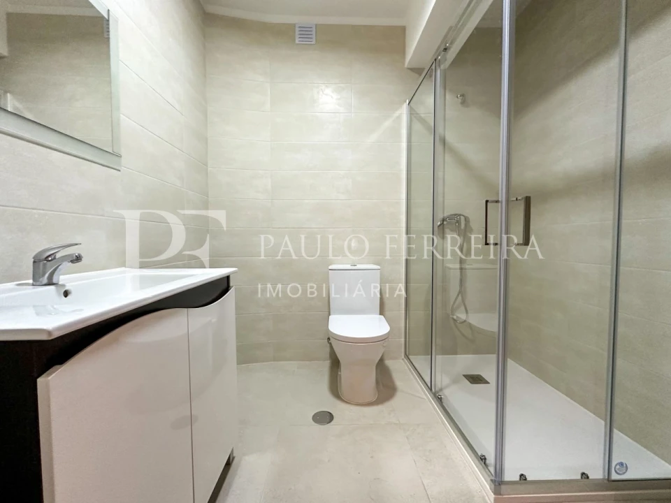 Apartamento T3 para Arrendamento em Vila Nova de Famalicão e Calendário Foto 15