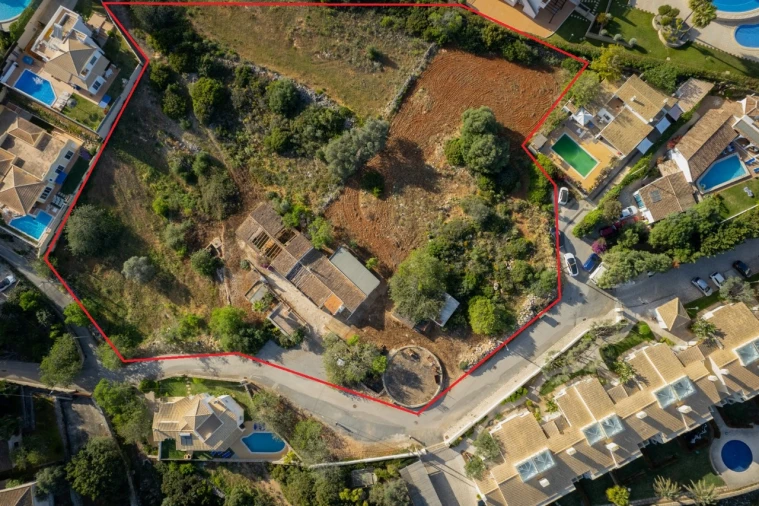 Terreno P/ Prédio para Venda em Albufeira e Olhos de Água Planta 1