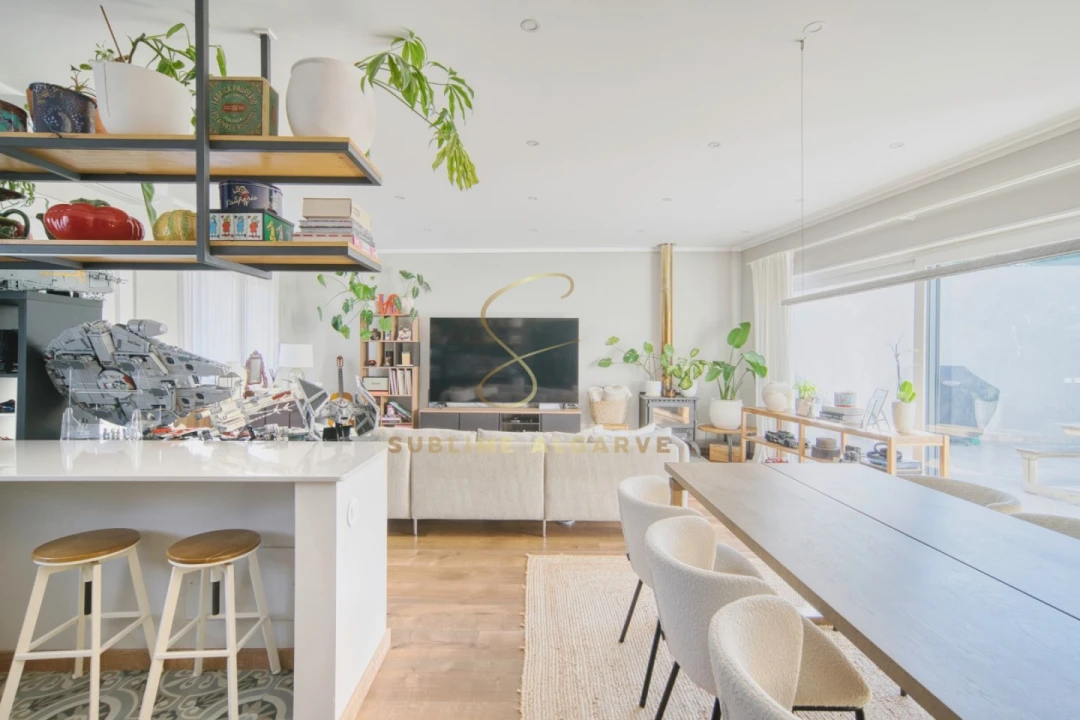 Moradia T2 para Venda em Odiaxere Foto 1