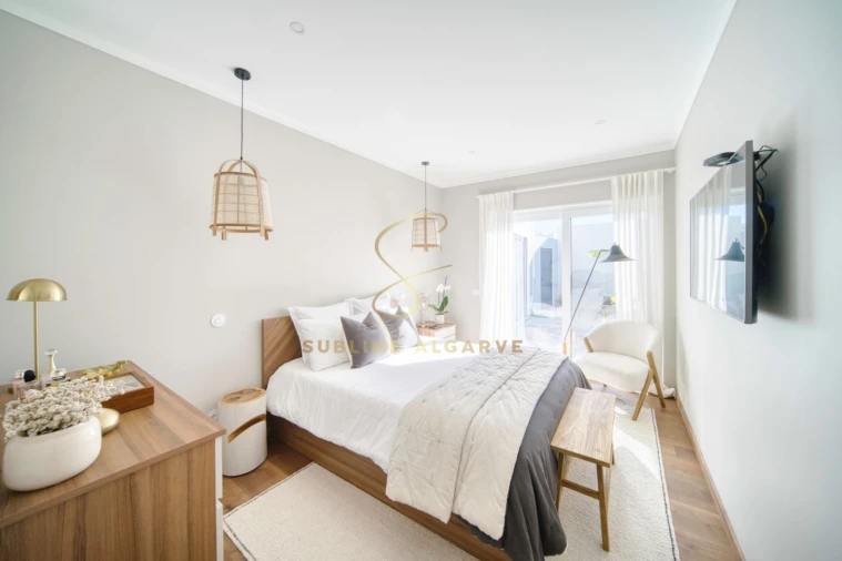 Moradia T2 para Venda em Odiaxere Foto 14