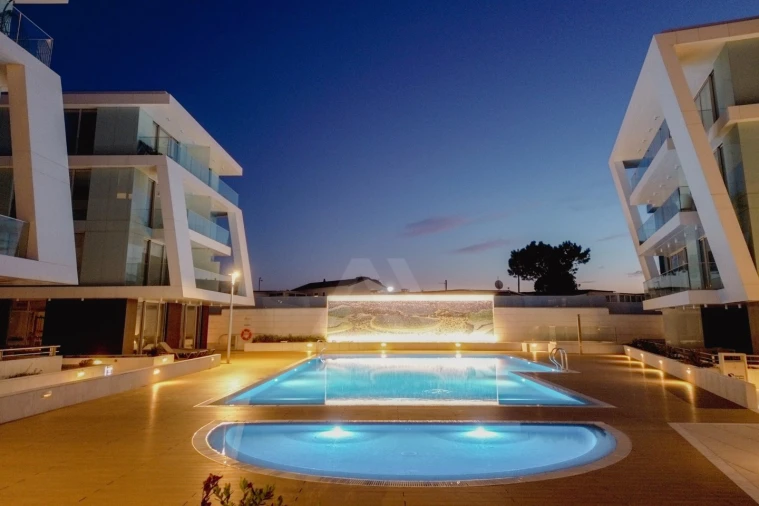 Apartamento T2 para Venda em São Martinho do Porto Foto 32