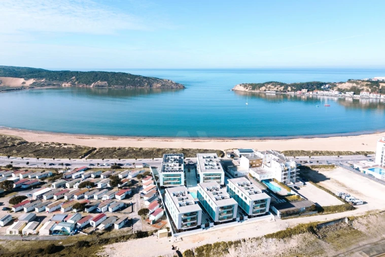 Apartamento T1 para Venda em São Martinho do Porto Foto 2