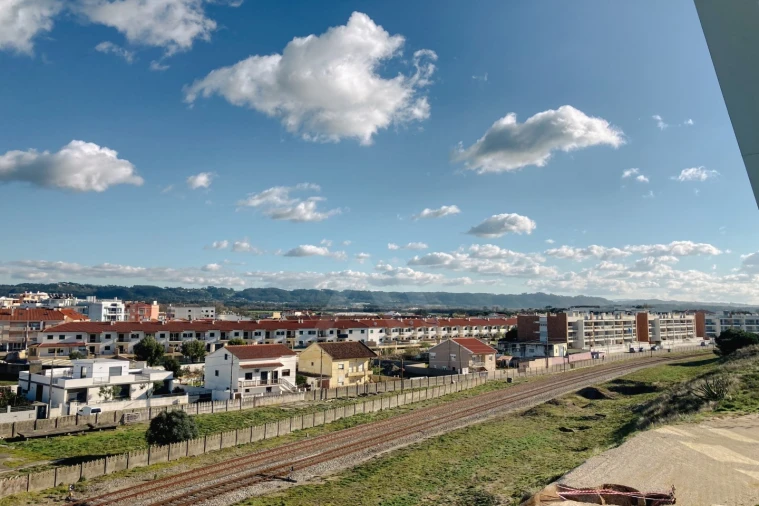 Apartamento T1 para Venda em São Martinho do Porto Foto 14
