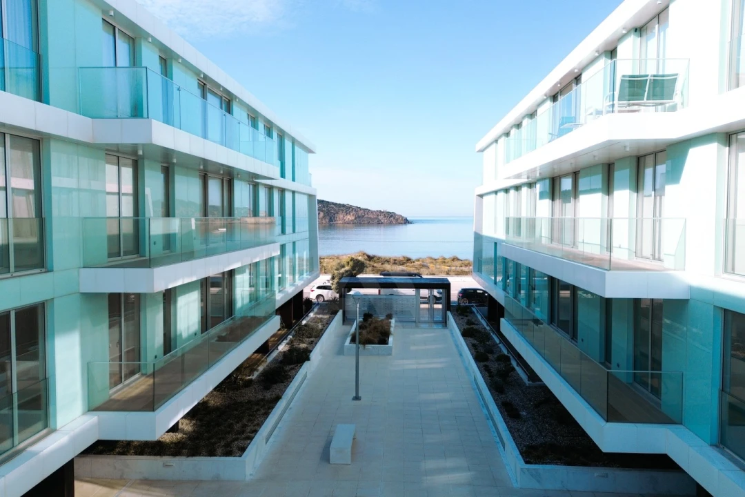 Apartamento T2 para Venda em São Martinho do Porto Foto 1