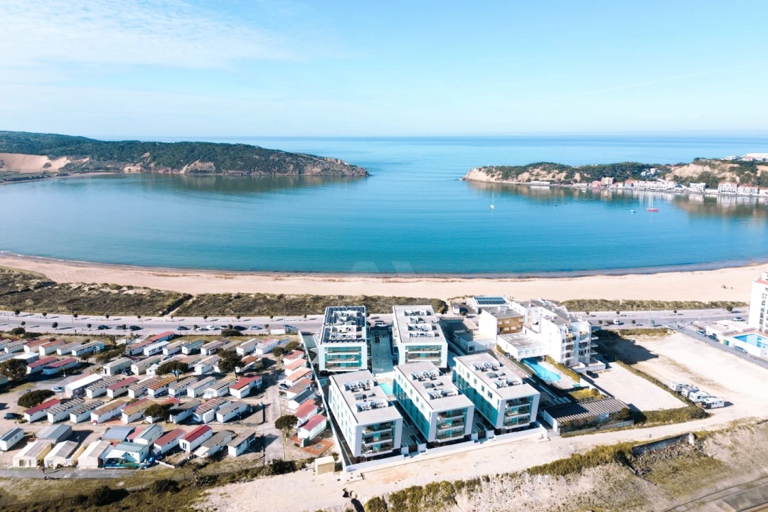 Apartamento T1 para Venda em São Martinho do Porto Foto 2