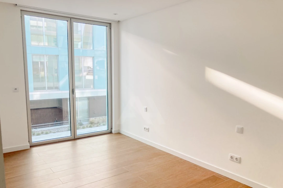 Apartamento T3 para Venda em São Martinho do Porto Foto 19