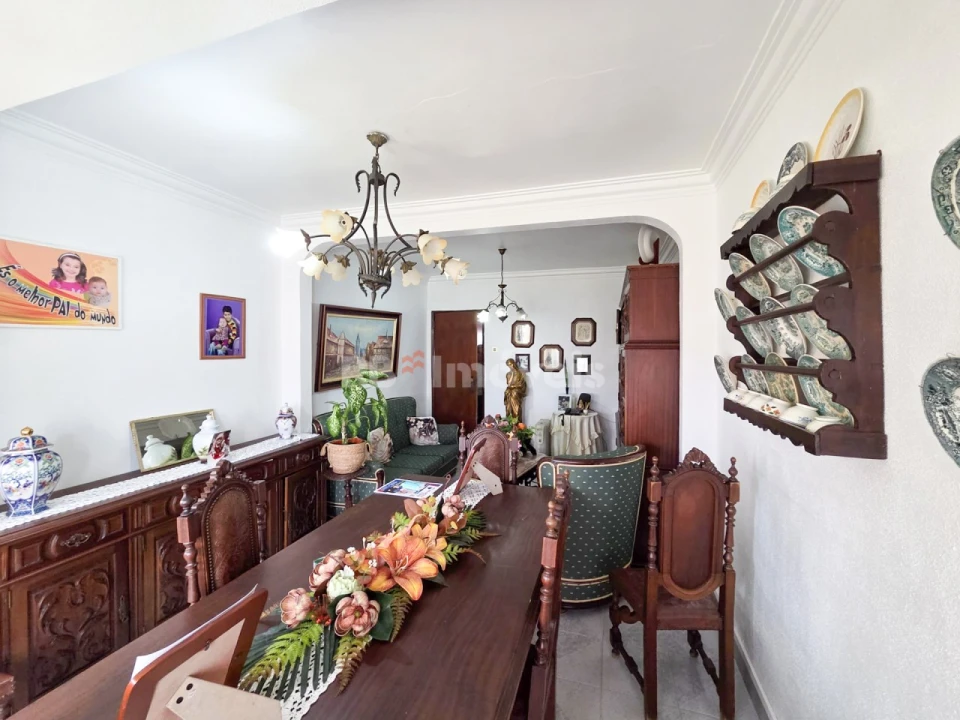 Apartamento T2 para Venda em Palhais e Coina Foto 12