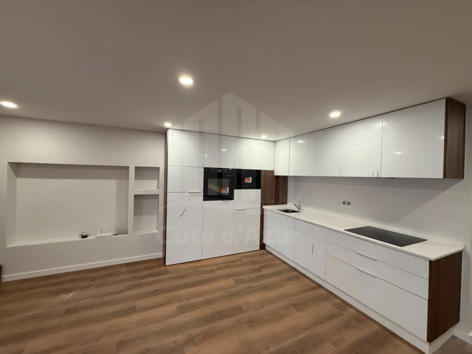 Apartamento T3 para Venda em Barreiro e Lavradio Foto 1