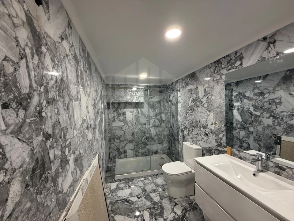 Apartamento T3 para Venda em Barreiro e Lavradio Foto 6