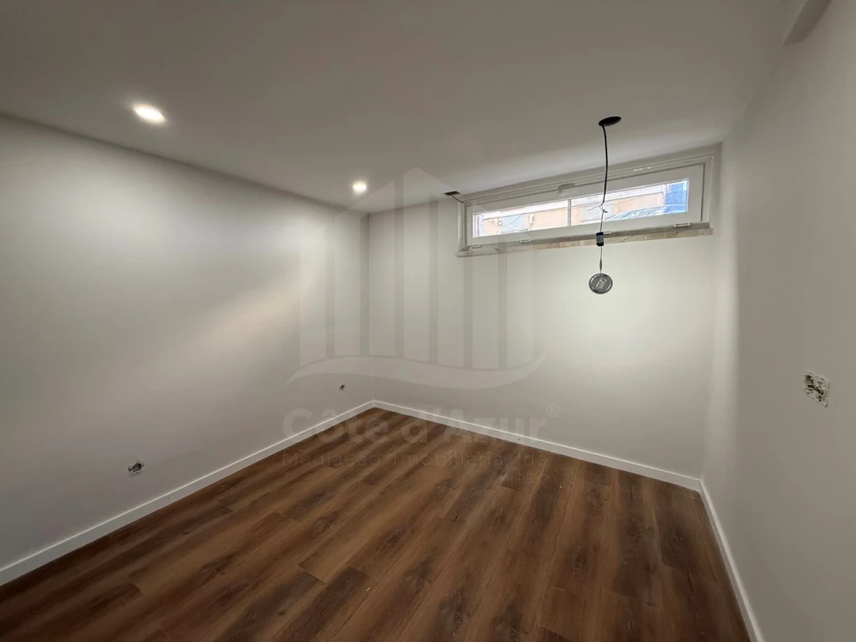 Apartamento T3 para Venda em Barreiro e Lavradio Foto 16