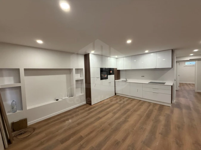 Apartamento T3 para Venda em Barreiro e Lavradio Foto 2