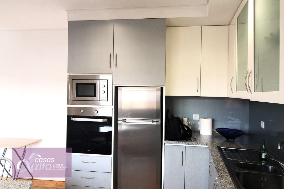 Apartamento T2 para Arrendamento em Leiria, Pousos, Barreira e Cortes Foto 8