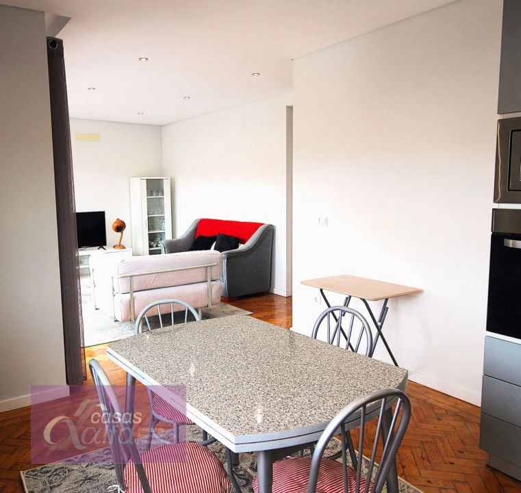 Apartamento T2 para Arrendamento em Leiria, Pousos, Barreira e Cortes Foto 9