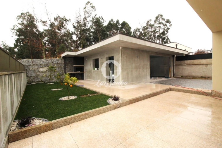 Moradia T3 para Venda em Arões (São Romão) Foto 1